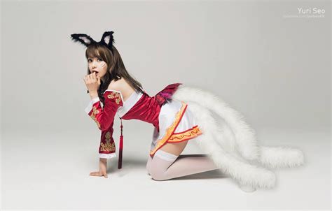 Amazing Cosplays Of Seo Yuri And Spiral Cats