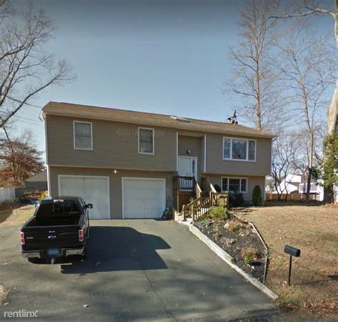 4 br, 2.5 bath House - 83 Serpentine Drive - House for ...