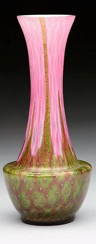 Rare Loetz Vase In Pink Green And White Ausfuhrung 140 Decor With Air Trap Bubble Design