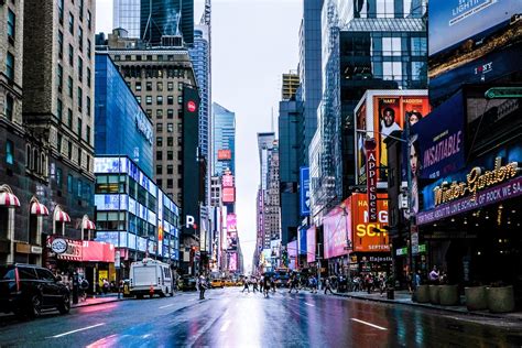 Discover NYC At Night: Secret Spots Revealed