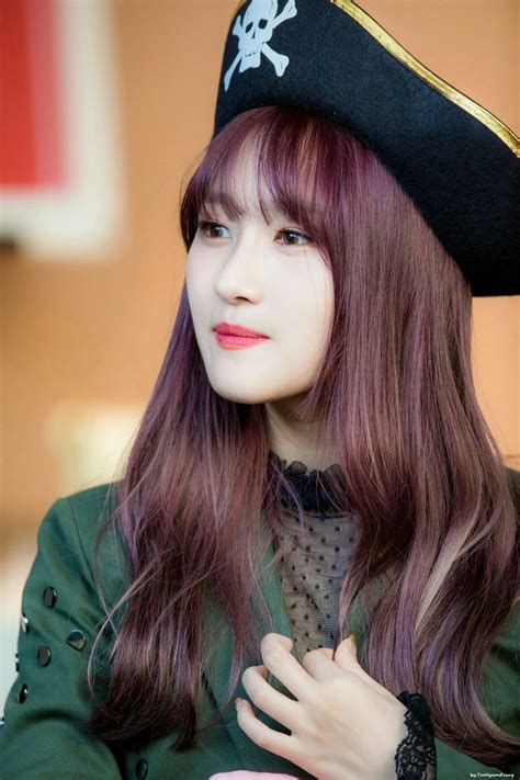 Siyeon Dreamcatcher Lee Si Yeon Dream Catcher Hair Styles Kpop Girls