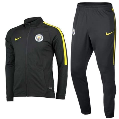 Maybe you would like to learn more about one of these? Manchester City Präsentation trainingsanzug 2016/17 grau ...