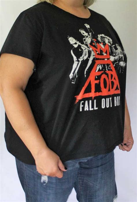 Use our free design tools and create a custom product for design your own shirt with a personalized logo, brand name, and more. How to Make a T-Shirt Bigger (the easy way!)