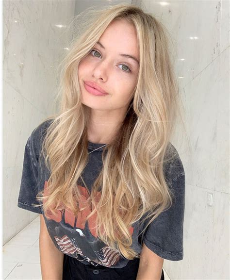 Chelseahaircutters On Instagram “champagne Blonde Signature Cut Colour Pjthomsen Lorealpro