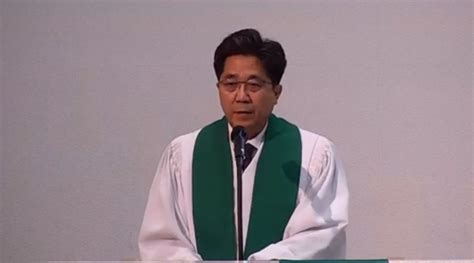 이영훈 여의도순복음교회 목사 정의와 평화 위해 일하자. 설교 하나님 없이 사는 사람들 : 교계/교회 : 베리타스