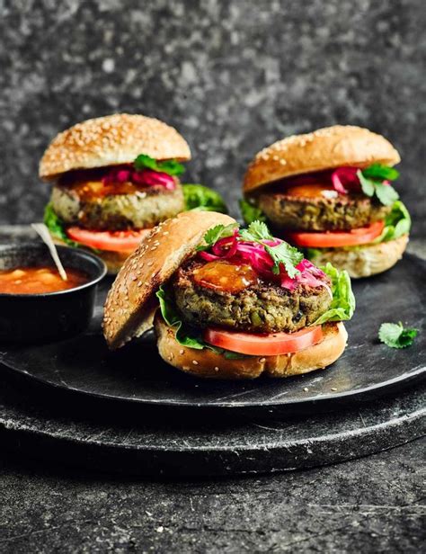 It is about 40 cm (16 in) tall, and the seeds grow in pods, usually with two seeds in each. Easy low-calorie meals | Recipe | Lentil burgers, Lentil burger recipe, Lentil patty