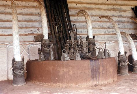 Resources Ancestral Shrine House Of The Oba Benin City Nigeria