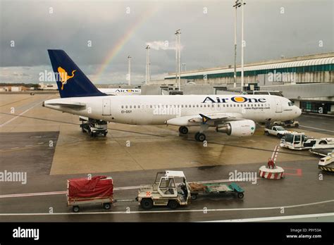 Fiumicino Airport Exterior Hi Res Stock Photography And Images Alamy