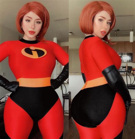 helen parr aka mrs incredible ️ cosplay outfits cosplay woman cute cosplay