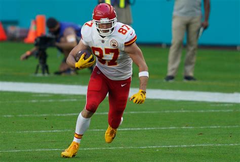 Travis Kelce Earned 8 An Hour As A Telemarketer Before Making Millions
