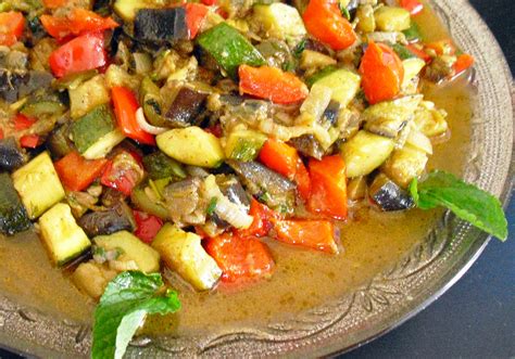 Jardiniere de legumes avec petit pois surgeles > recettes. Jardinière de légumes - La recette facile par Toqués 2 Cuisine