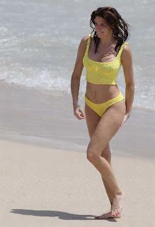 Softly Temperature Pics Of Stephanie Seymour In Yellow Bikini At The Beach In St Barts