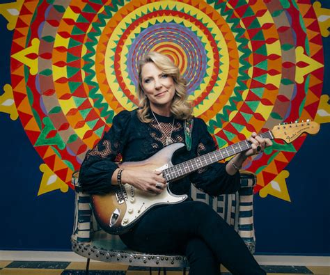 Album Review The Tedeschi Trucks Bands I Am The Moon Part Two Ascension The Arts Fuse