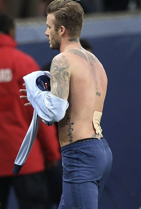 David Beckham Showing His Butt Naked Male Celebrities