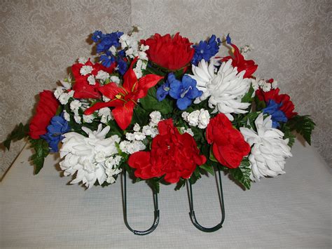 They are a fashion revival for both men and women. Memorial Flowers