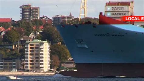 Majestic Maersk Sejler Forbi Kronborg LOCAL EYES
