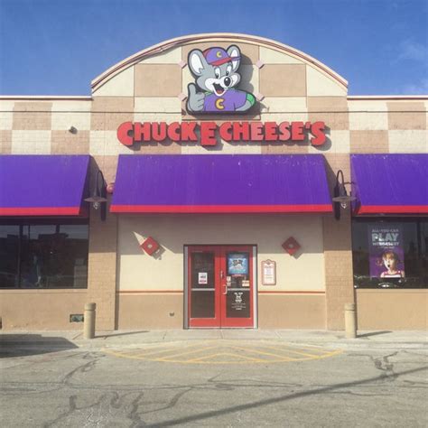 Chuck E Cheese North Side 1830 W Fullerton Ave