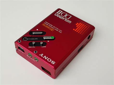 Maybe you would like to learn more about one of these? SONY Walkman DD 시리즈, 참신했던 사선배치 - 빈티지 오디오 콘텐츠와 판매, 오디오퍼브
