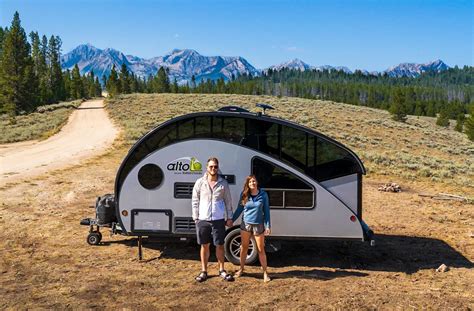 4 Reasons Why Campers Under 3000 Lbs Are Awesome Plus 5 Options To