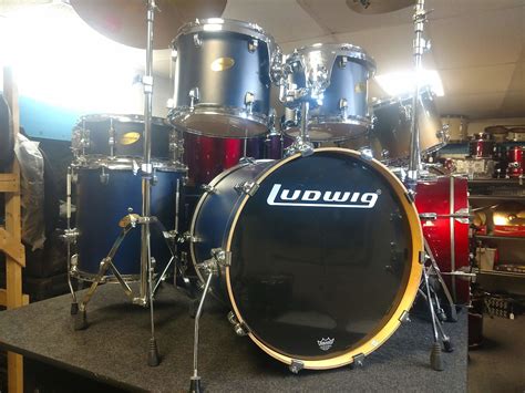Ludwig Accent Cs Custom Drum Set Wcymbals And Stands
