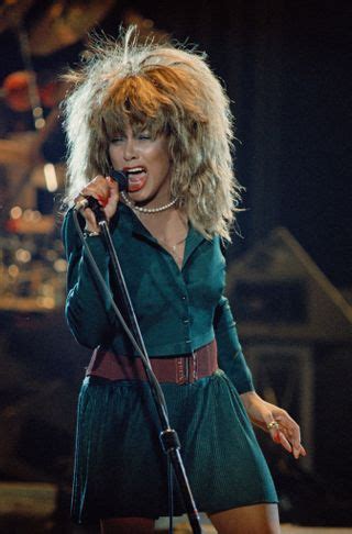 00:30 edt, 6 june 2020 | updated: Tina Turner compie 80 anni: l'evoluzione della regina del ...