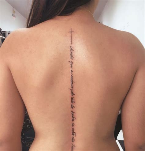 Sintético 195 Tatuagem feminina coluna Bargloria