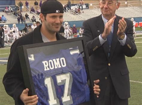 Former Eastern Illinois Quarterback Tony Romo Named To Cfb Hall Of Fame
