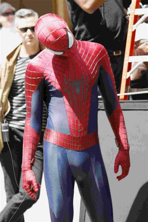 Andrew garfield spiderman 5352 gifs. 'Spider-Man 2' Films in NYC 2 - Zimbio