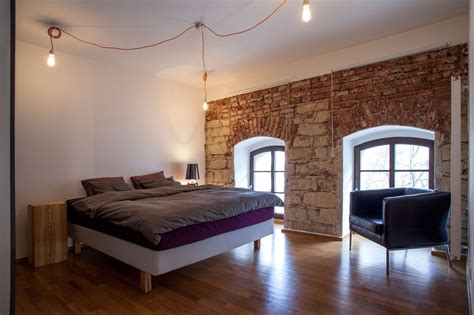 Loft apartments are abundant in many old mill building and factories in smaller communities in new hampshire, massachusetts, and maine. Triplex Loft Apartment Maximizes Natural Light ...