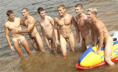 Nude Men Group Naked Shower Guys