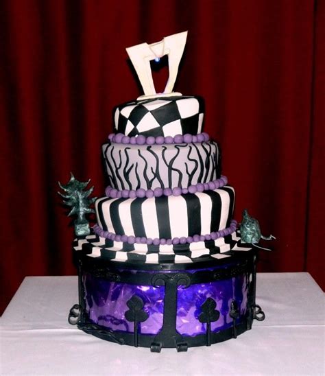He can help we found him on yelp our troubles all ended on the day that we befriended him every word is the truth beetlejuice, beetlejuice. 28 Beetlejuice Themed Birthday & Wedding Cakes — The World ...