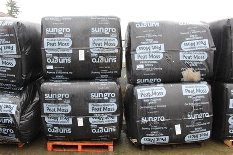 2 Big Bales Of Sungrow Horticulture Canadian Sphagnum Peat Moss