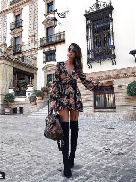 Body de control fuerte con copas preformadas y panty tipo hipster. Botas altas XXL otoño 2017: tendencia en los looks de ...