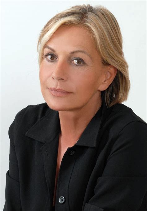 See the complete profile on linkedin and discover catherine r.'s connections and jobs at similar companies. Foto di Catherine Spaak