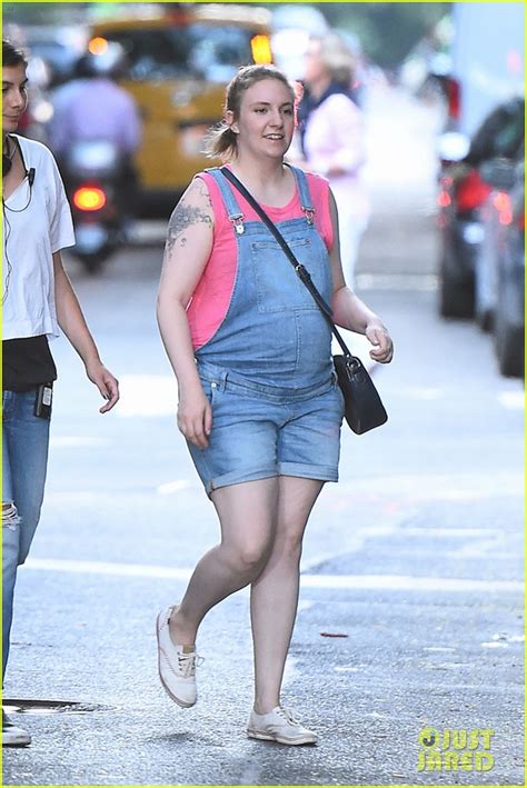 Lena Dunham Sports Fake Baby Bump On Girls Set Photo Pictures Just Jared