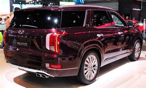 ⁠ claim based on comparison of specifications on manufacturer websites. Official Sierra Burgundy Hyundai Palisade Pictures Thread ...