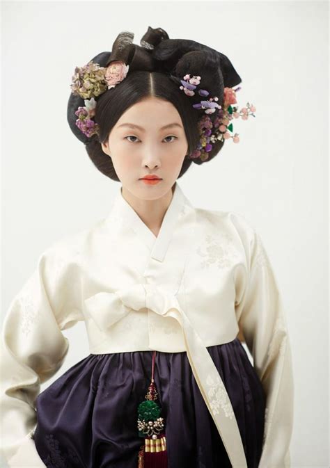 Korean hairstyles are fast becoming a rage all over the world. 한복 Hanbok: vêtements traditionnels coréens[dress ...