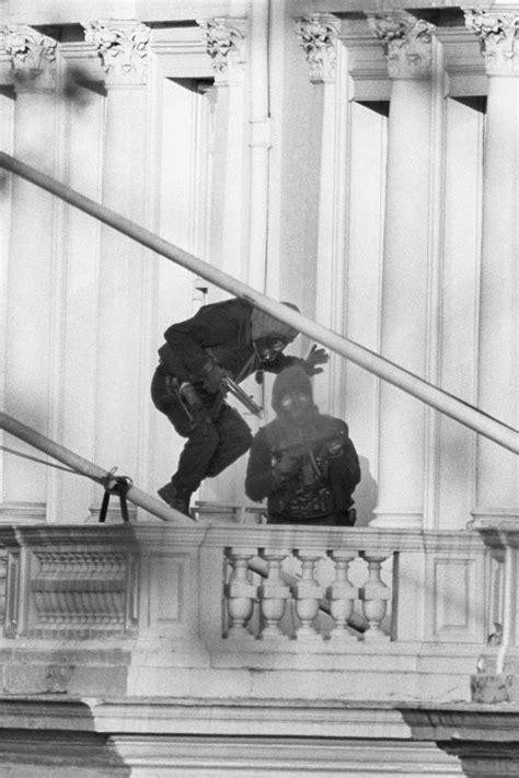 Sas Hero Who Helped Rescue 19 People In 1980 Iranian Embassy Siege Has