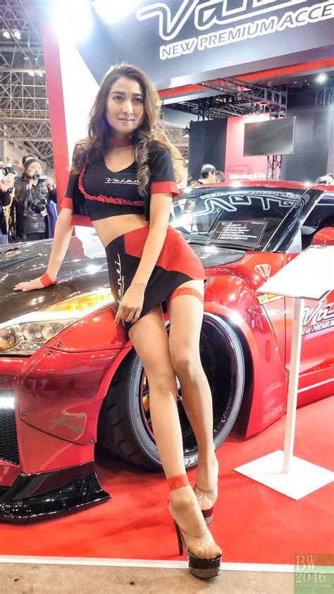 Tokyo Auto Salon Booth Girls Collection