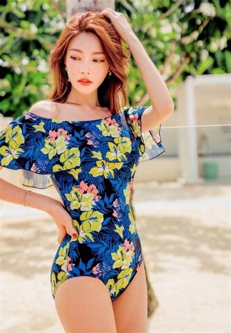 Asian Swimsuit 아시안 수영복에 있는 Ducker Yang님의 핀 한국 여자 패션 패션 스타일 비키니