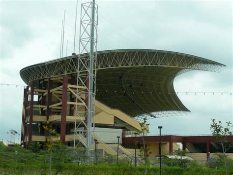 Stadium hang jebat and tesco cheng are the landmarks. GAMBAR: Stadium Hang Jebat Melaka