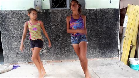 Meninas 8 anos dancando bum videos. Meninas Dancando 13 Años : menina dançando dark house da ...