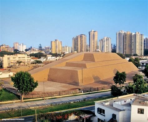 Huaca Huallamarca A Beautiful Restored Adobe Pyramid In Lima Peru