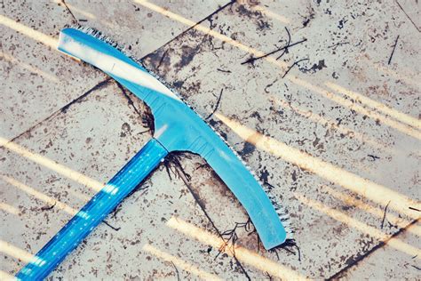 Wie sie ihre fliesenfugen versiegeln. Natursteinfliesen versiegeln » Die Vor- und Nachteile
