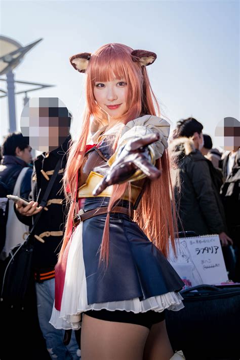 The Best Japanese Cosplayers From Day 4 Of Winter Comiket 2019 Photos