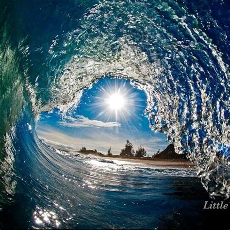 Sun Shining Through A Wave Hawaii Ocean Waves Photography Surfing