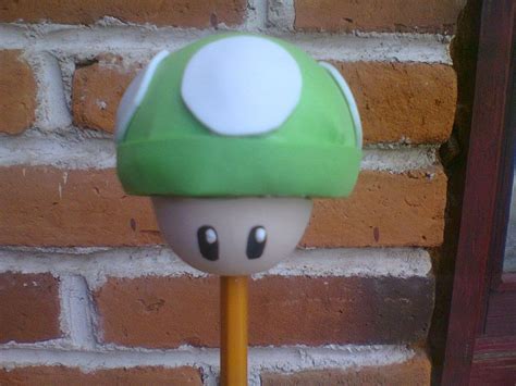 Hongo verde súper mario bross. Fofulapiz de hongo Verde de mario bros. | Lapiceros ...