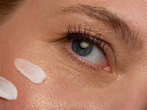 Best Firming Eye Creams For Saggy Eyelids The Dermatology Review