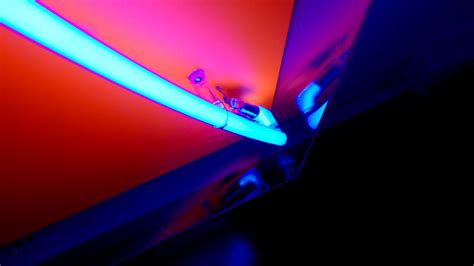Download Wallpaper 2560x1440 Neon Lamp Glow Electric