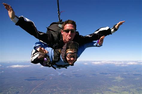 Jun 01, 2021 · in order to become a skydiving instructor, you need to become a member of the united states parachute association and have a d license, which requires at least 500 jumps and 3 hours of free fall time. Tandem and AFF Skydiving Instructors - WA Skydiving ...